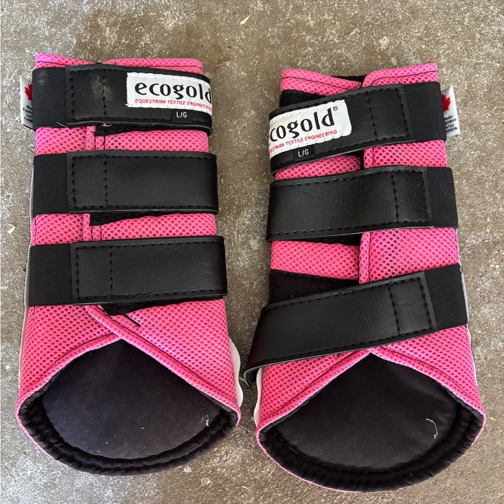 Ecogold Boots. Size Large. 
Never Used